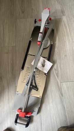 Sentinel 40 in tile cutter