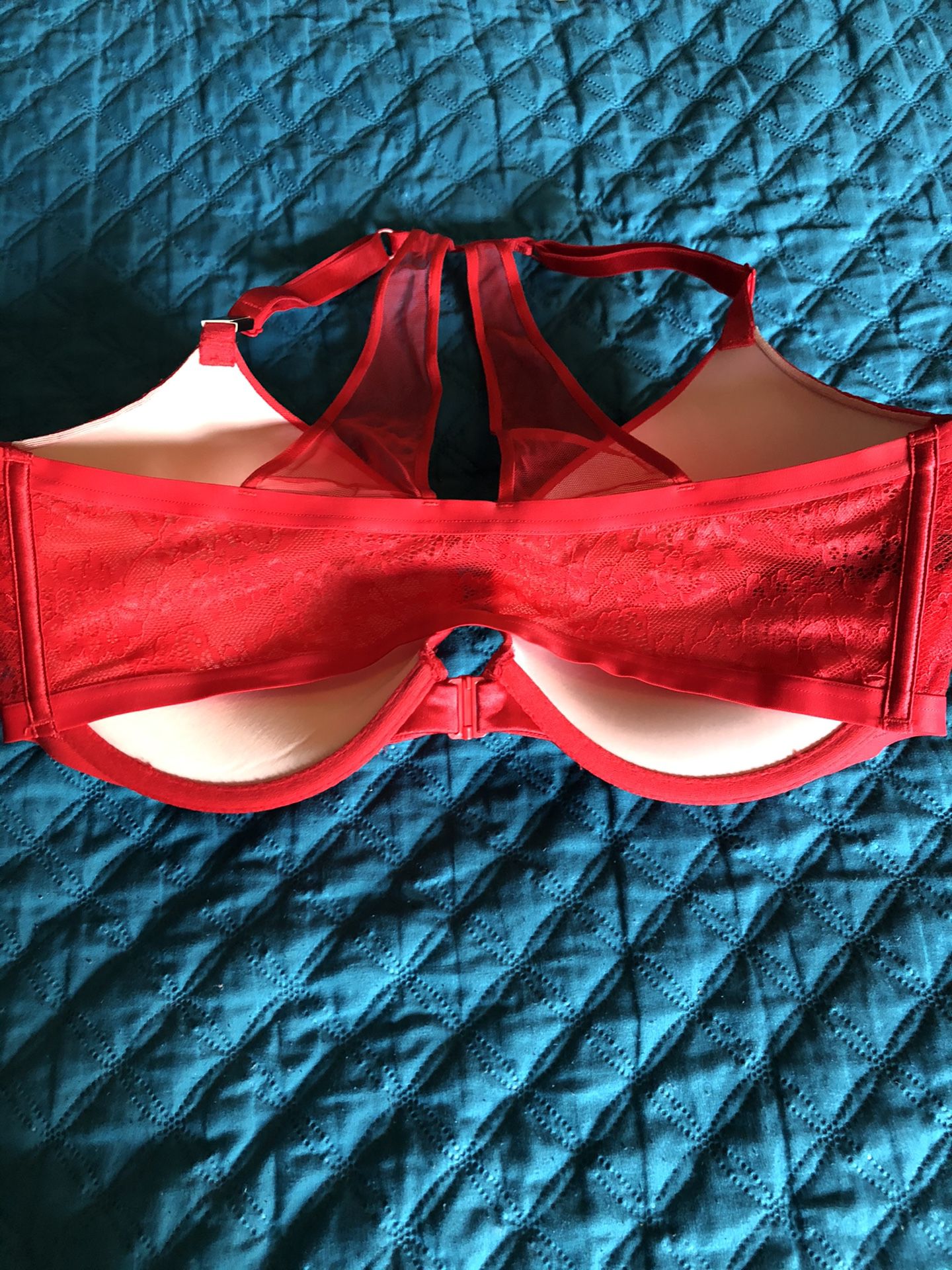 Victoria’s Secret bra size 36DD