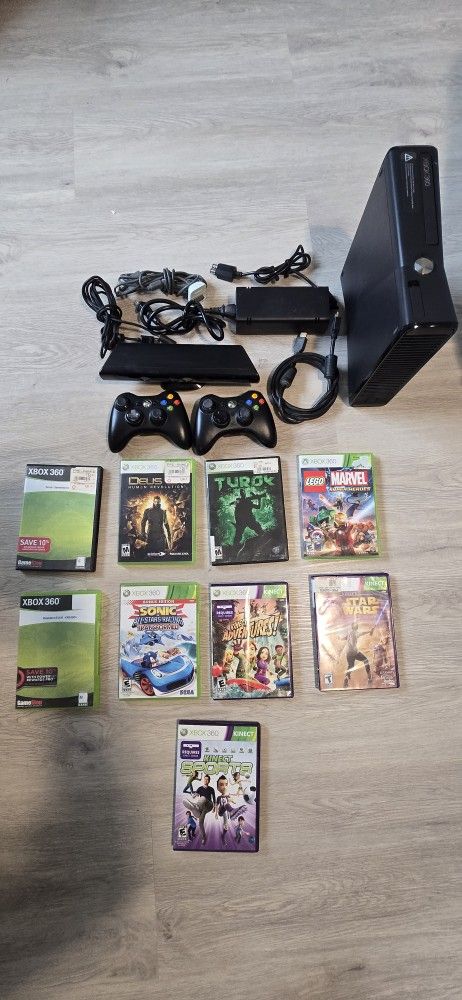 Black Xbox 360 Kinect Bundle