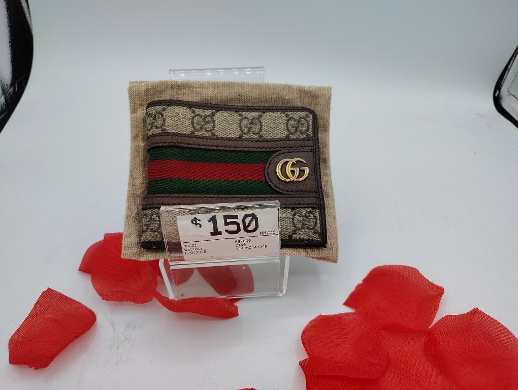 Mans Gucci Wallet