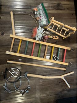Bird/parrot toys