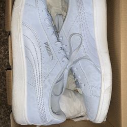 Soft Foam Pumas 