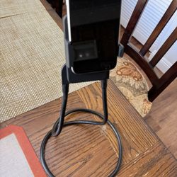 Cell Phone Stand Flexible Can Bend Too Many Directions
