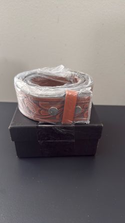 Ssumday Western Belt