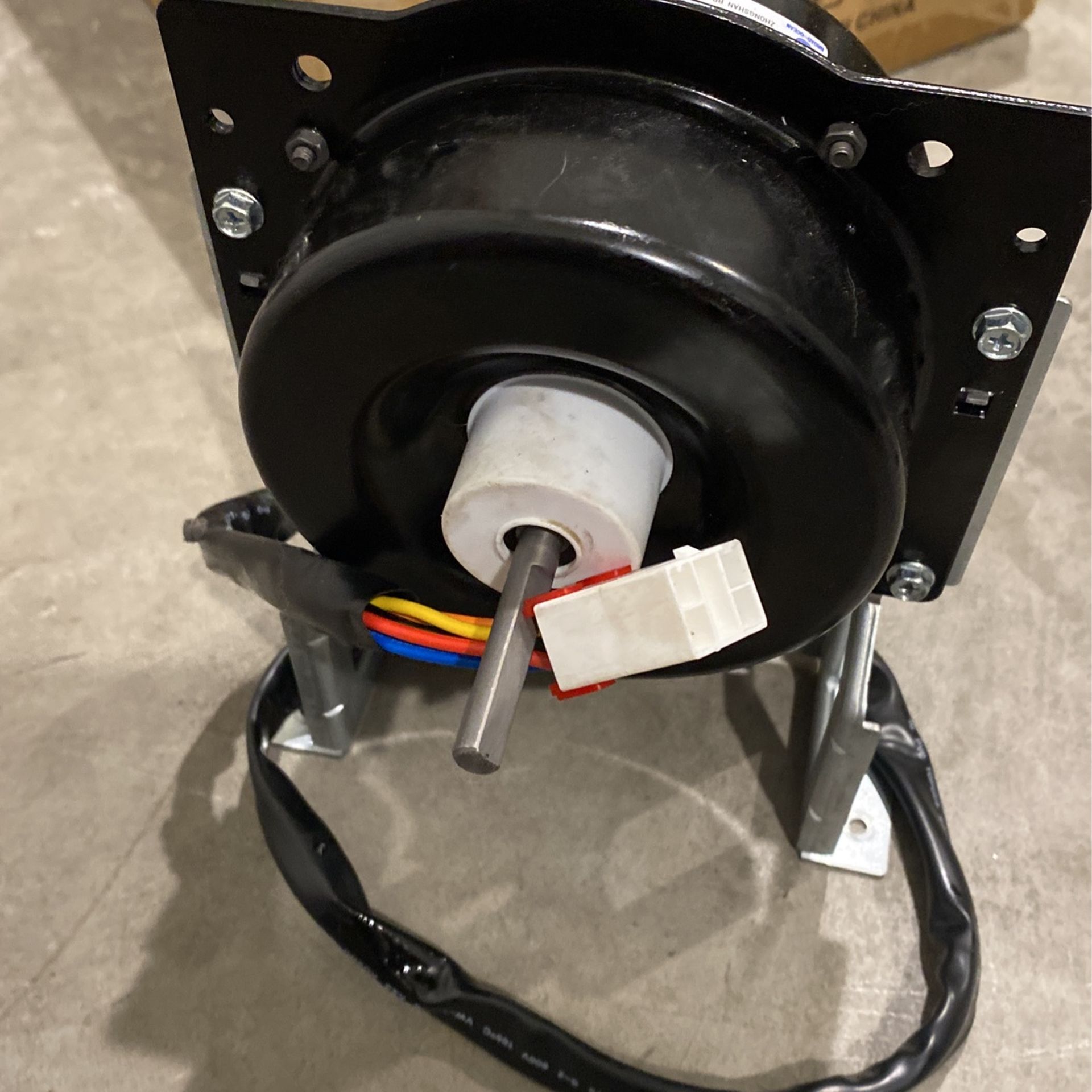 LG  AC Motor