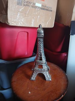 Statue home decor