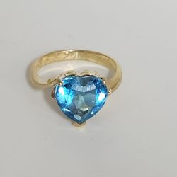 14k Yellow Gold Heart Cut Blue Topaz Ring With Diamond Accent
