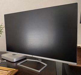 HP 27" Monitor Silver Slim Bezel