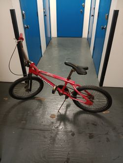 Schwinn 20in "Lavin' BMX Bike