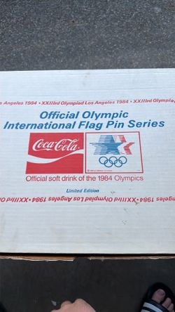 1984 LA Olympics Coca-Cola Official International Flag Pin Series Complete Set - Certified in Case
