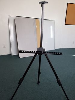 Paint floorand table display