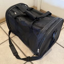 Pet Smart Whisker City Cat/dog Carrier, 19x11x11 Inches