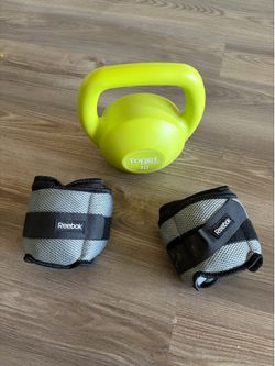 Workout Bundle – 10 lb Kettlebell + Reebok Ankle/Wrist Weights – Good  Condition