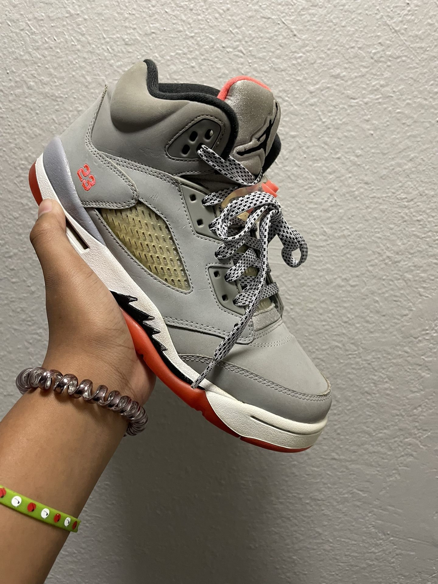 Air Jordan 5 Hot Lava