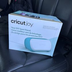 Brand New Cricut Joy 