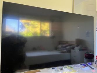 Samsung 65" TV – Almost New