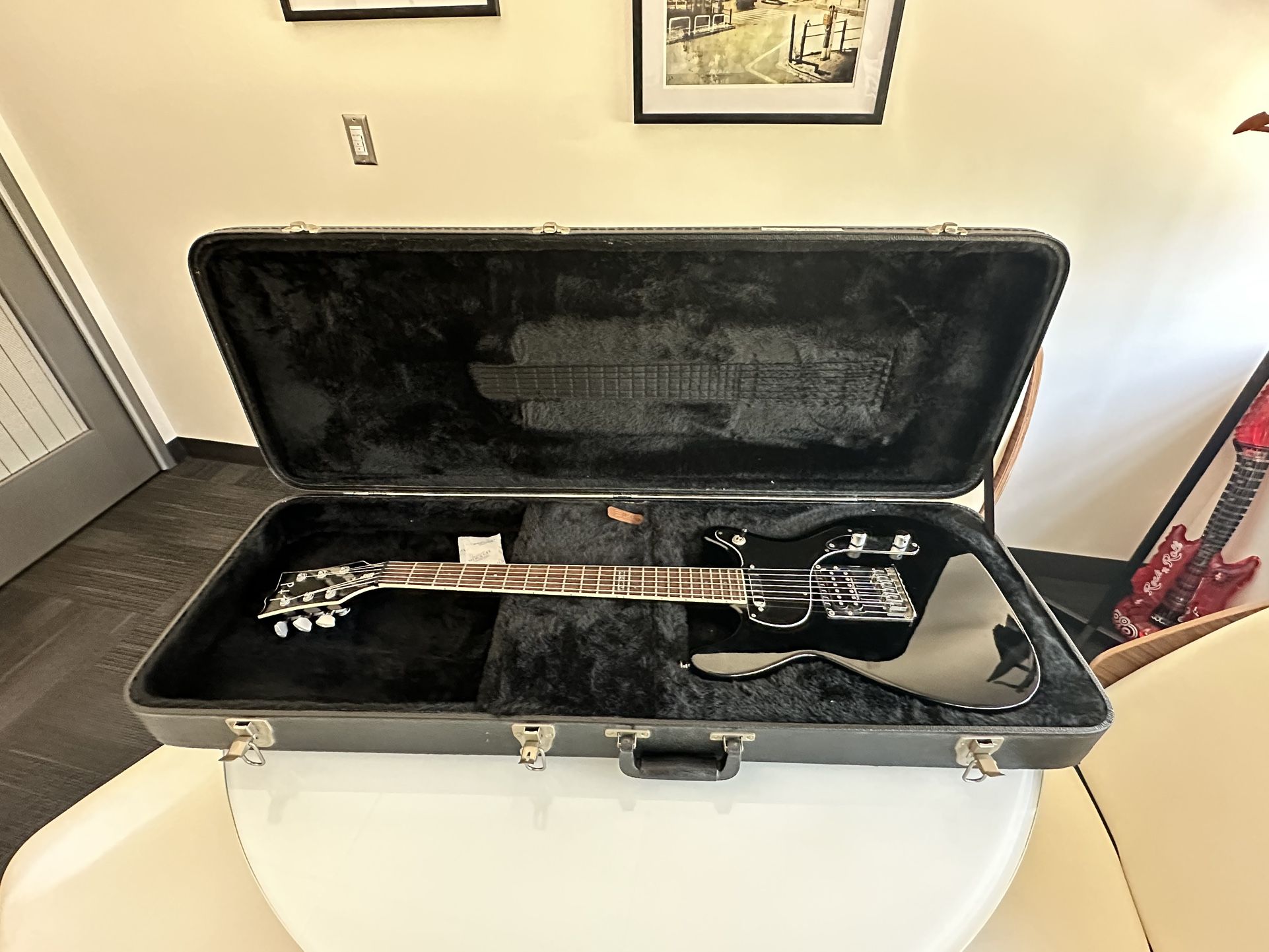 ESP/LTD Hybrid-300 Guitar in Black Gloss w/ ESP Hardcase & Upgrades (2002