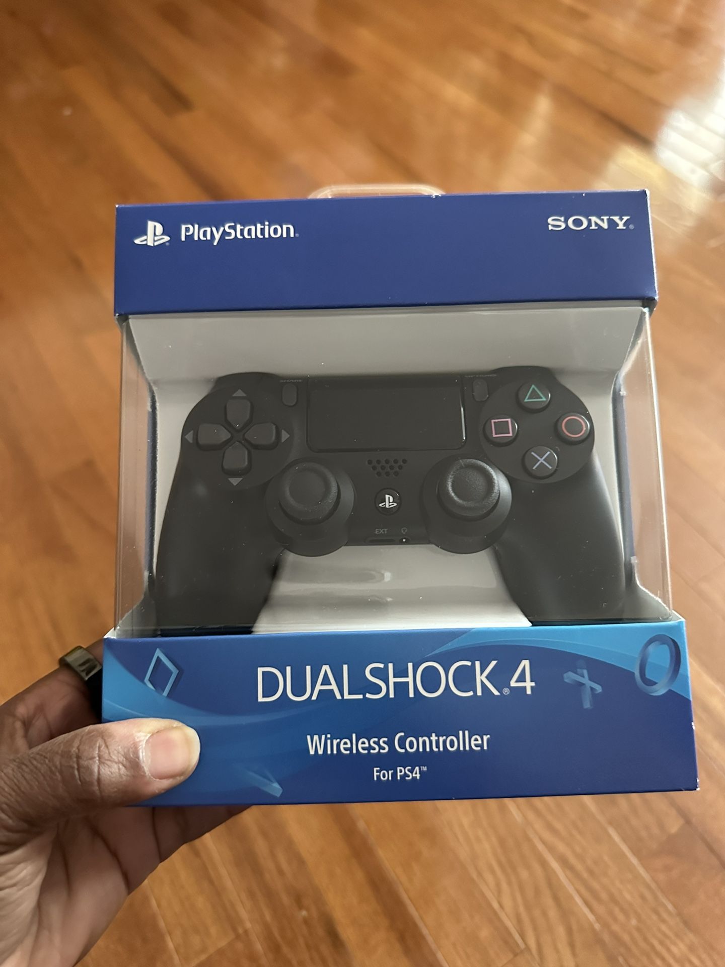New PlayStation DualShock 4