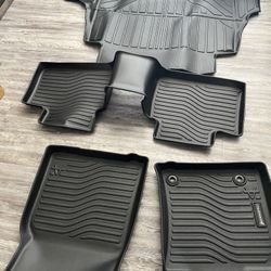 3 Pieces New  Floor Matt Set 