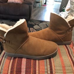 KOOLABURRA BY UGG BOOTS