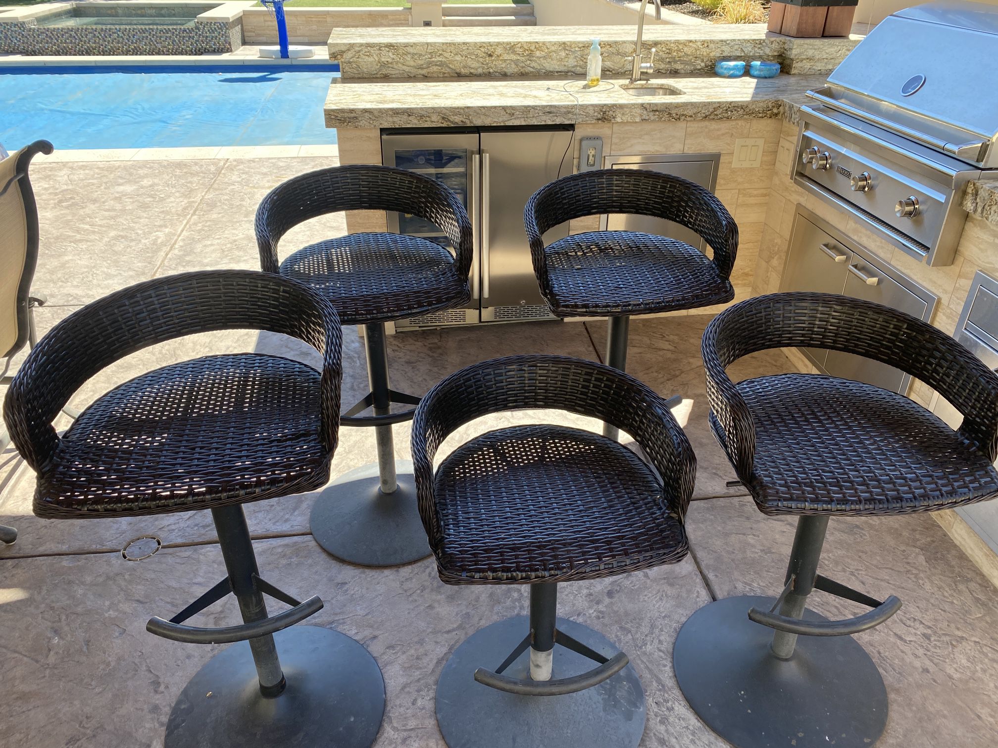 5 Adjustable Bar Stool Chairs