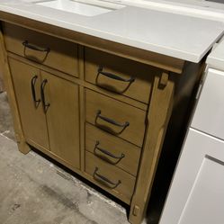 36 In Single Sink Bath Vanity 