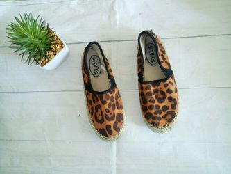 Girls Stevies Slip on Flats