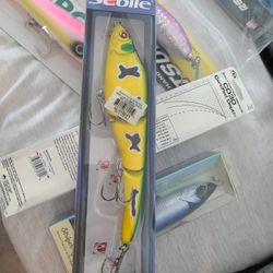MAGIC SWIMMERS 9" 228 4 OZ SSK SLOW SINKING Lures For Bass STRIPED BASS TUNA CAPE COD CANAL LOCAL PICK UP AVAILABLE 4 MIN FROM CC CANAL