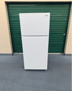 Refrigerator vissani brand 18 cubic fridge freezer garage ready (free local delivery)