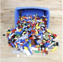 10 pounds of Bulk lego parts for Sale in Fresno CA OfferUp