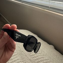 Black Prada Glasses