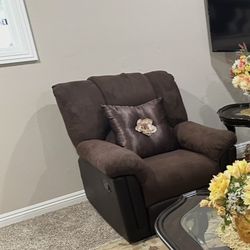 Recliner Chair 