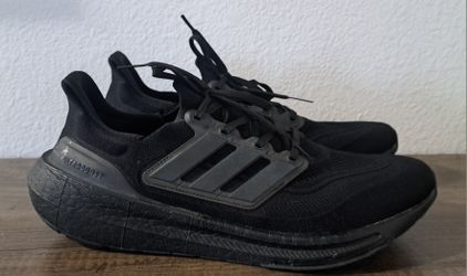 Adidas UltraBoost 22