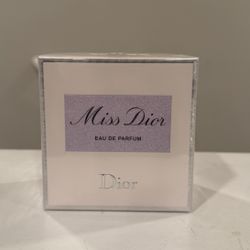 Miss Dior Eau De Perfume 