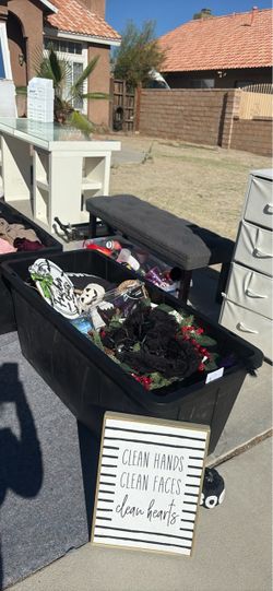 Moving sale ! Everything must go