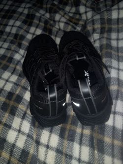 Reebok Tennis Shoe Size 7 