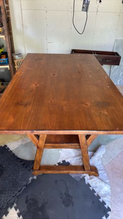 Desk/ escritorio