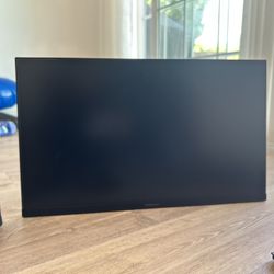 Samsung 24” screen monitor