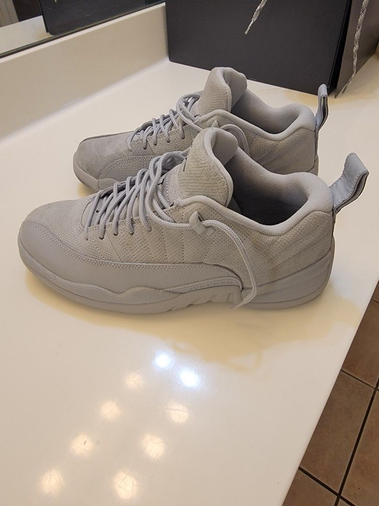 Jordan 12 Low Wolf Grey Size 8.5