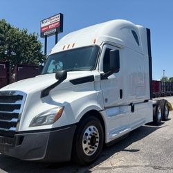 2020 FREIGHTLINER CASCADIAS - DD15 505HP - 5 UNITS AVAILABLE!!