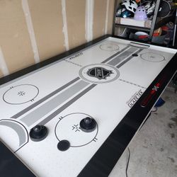 Air Hockey Table 