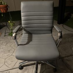 Like New Office Chair