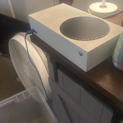 Xbox with 1 Tb Memory Card 