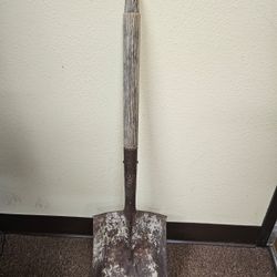 Square Point Wooden Transfer Shovel 33”