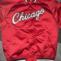 chicago bulls jacket size M (tried on)