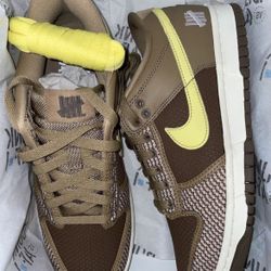 Nike Dunk Low Undefeated