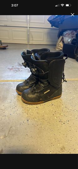 Snowboarding Shoes Boy Size 6.5