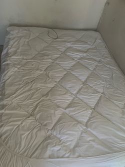 Queen side bed with bed frame and mattress