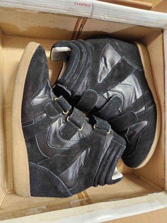 Women's Black Steve Madden Sneaker Boots Size 6 Available