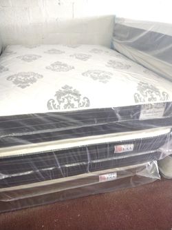We Got King Pillow Top Set  Matress Whole Sale